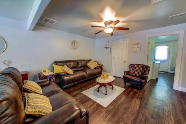Atoka Historic Town Square Bungalow In Heart Of Brighton מראה חיצוני תמונה
